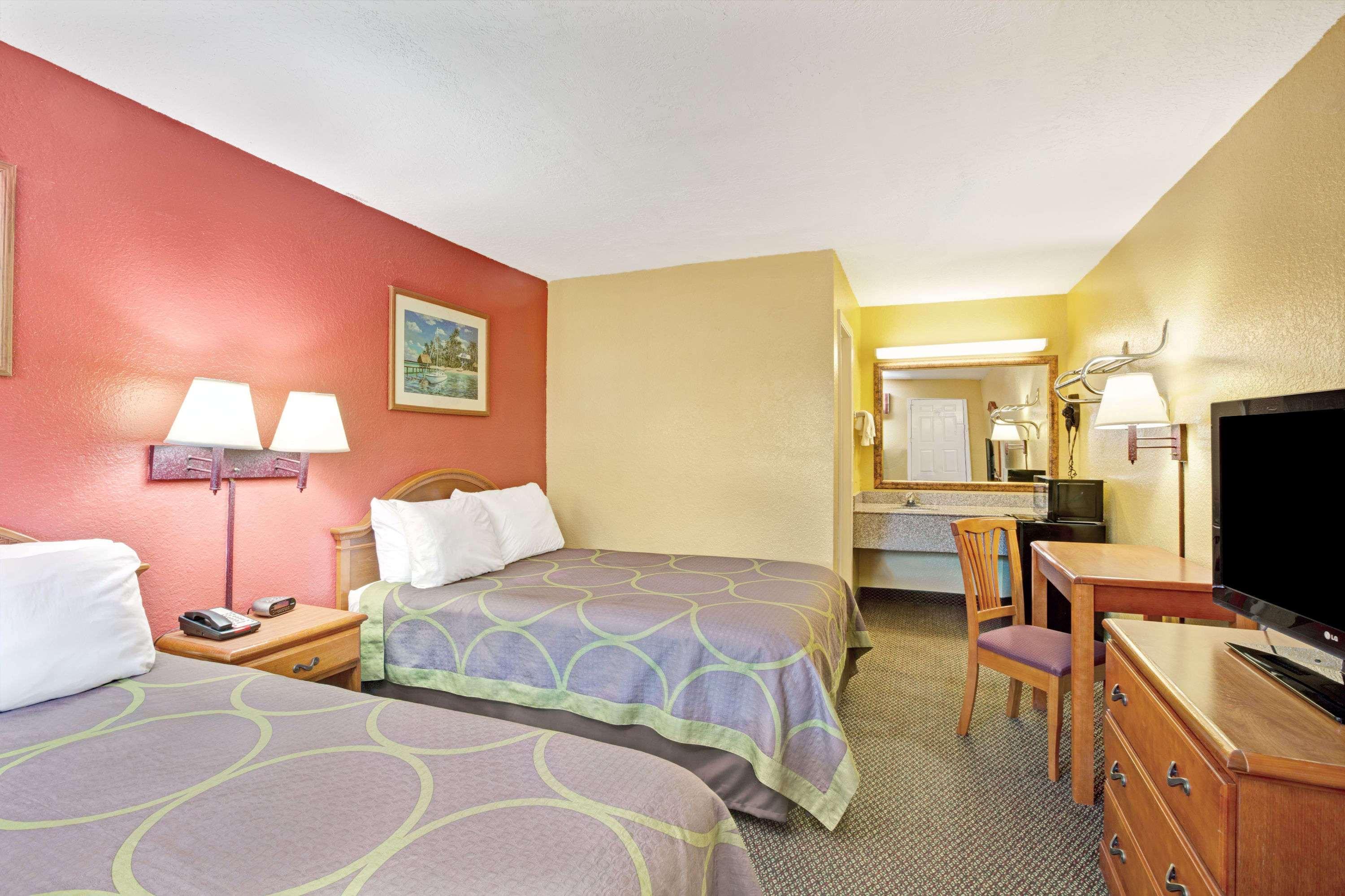 Hotel Super 8 By Wyndham Tx/texas Area La Marque