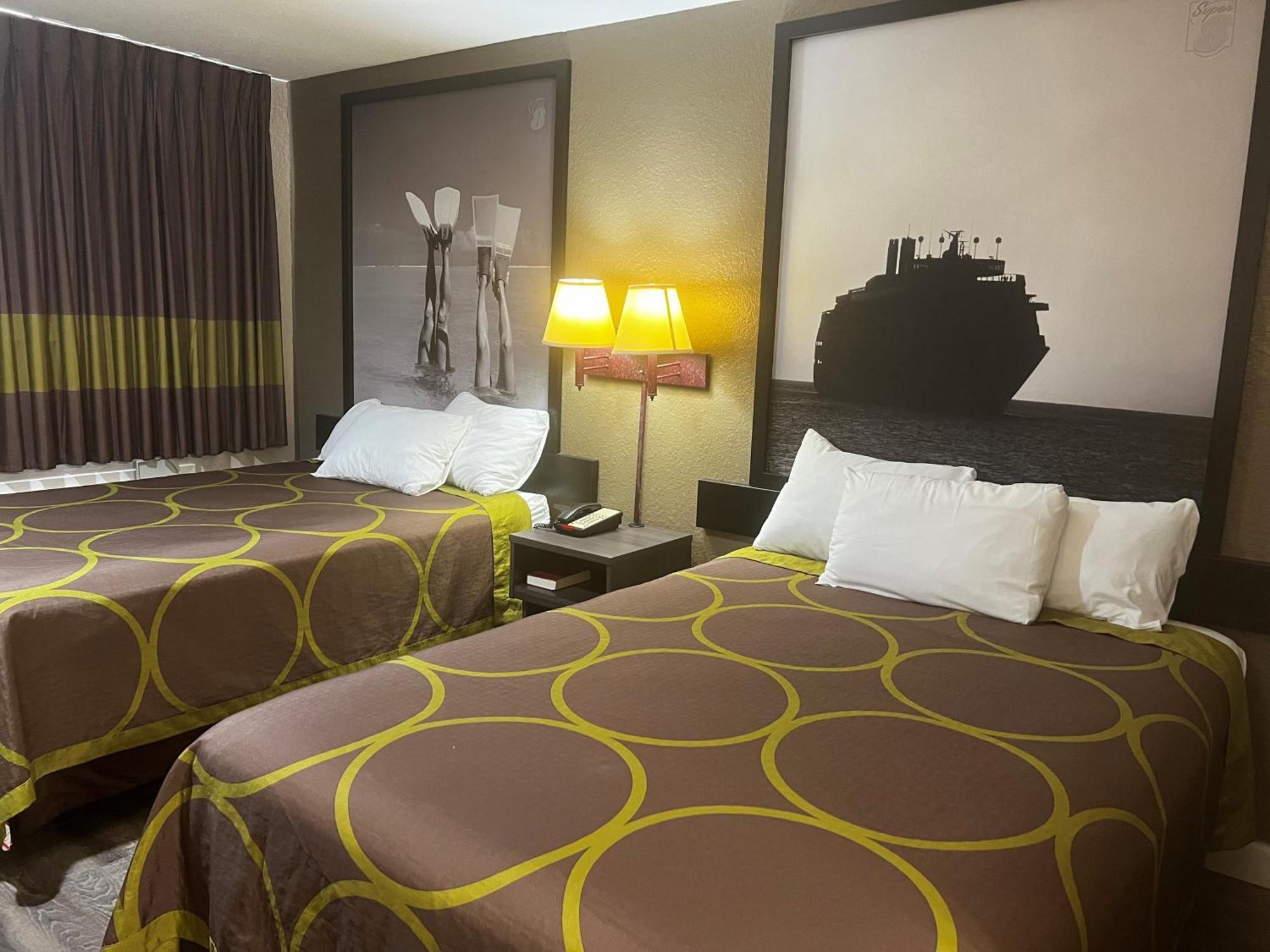 Hotel Super 8 By Wyndham Tx/texas Area 2*
