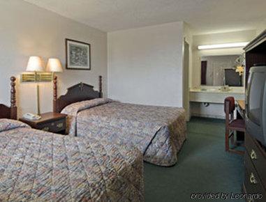 Hotel Super 8 By Wyndham Tx/texas Area