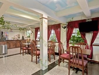 Super 8 By Wyndham Tx/texas Area La Marque